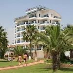 Venessa Отель 4*