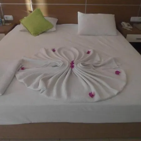 Venessa Hotel 4*