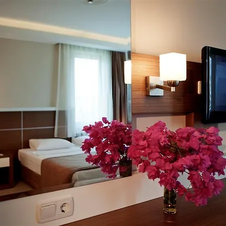 Hotel Venessa 4*